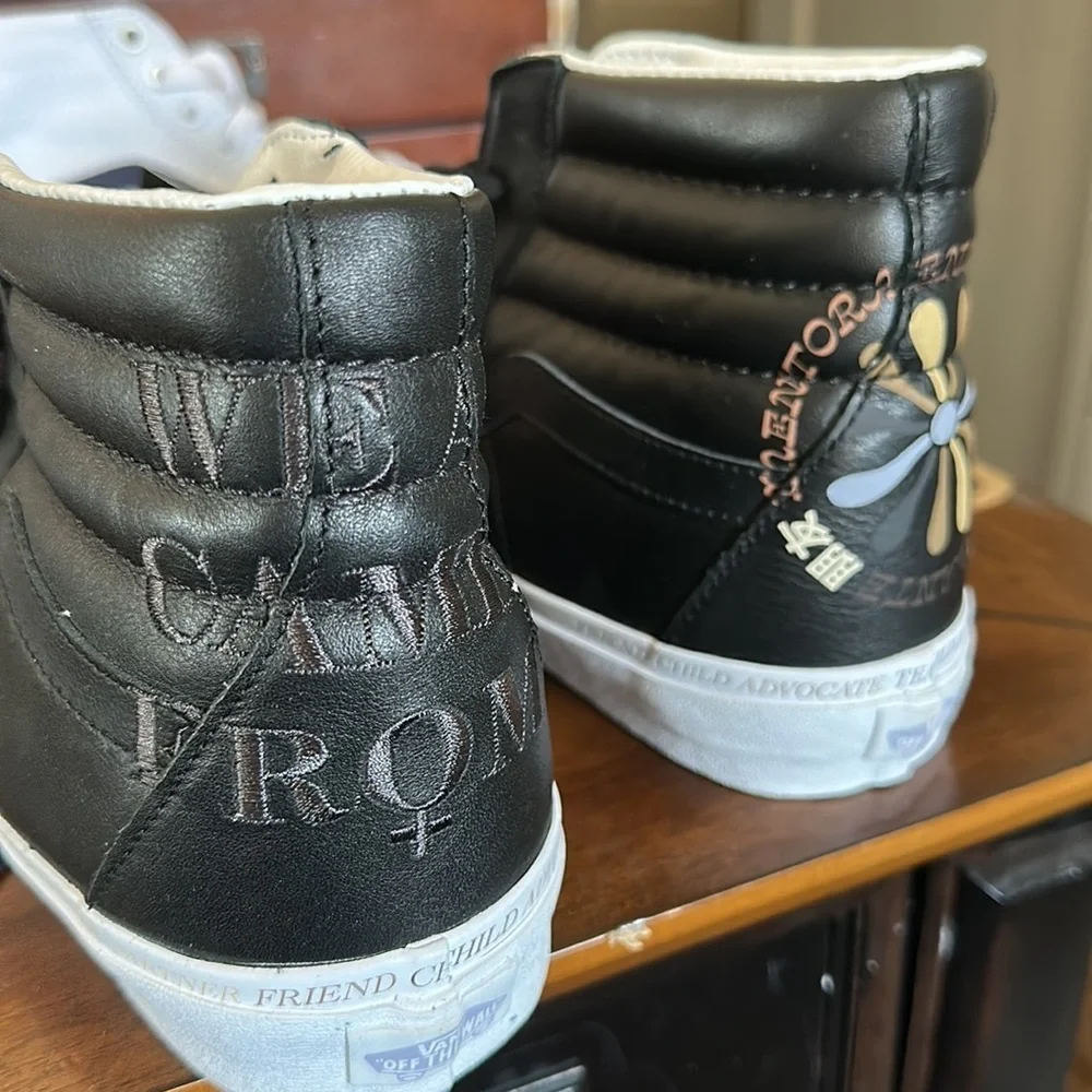 #67❤️ NWT Vans X Divine Energy HI Tops - Picture 5 of 10